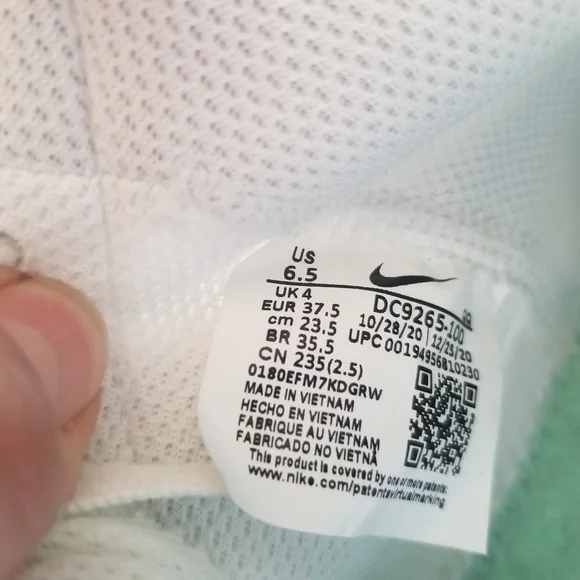 Nike | Blazer 77 SE Mid Floral Embroidery Sneakers - Picture 10 of 10